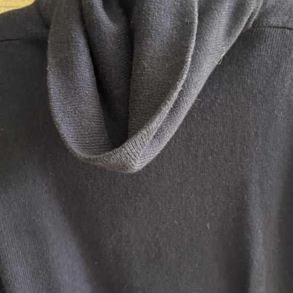 Lands End Dark Navy Blue Loose Turtleneck Sweater SZ Large - Picture 4 of 8